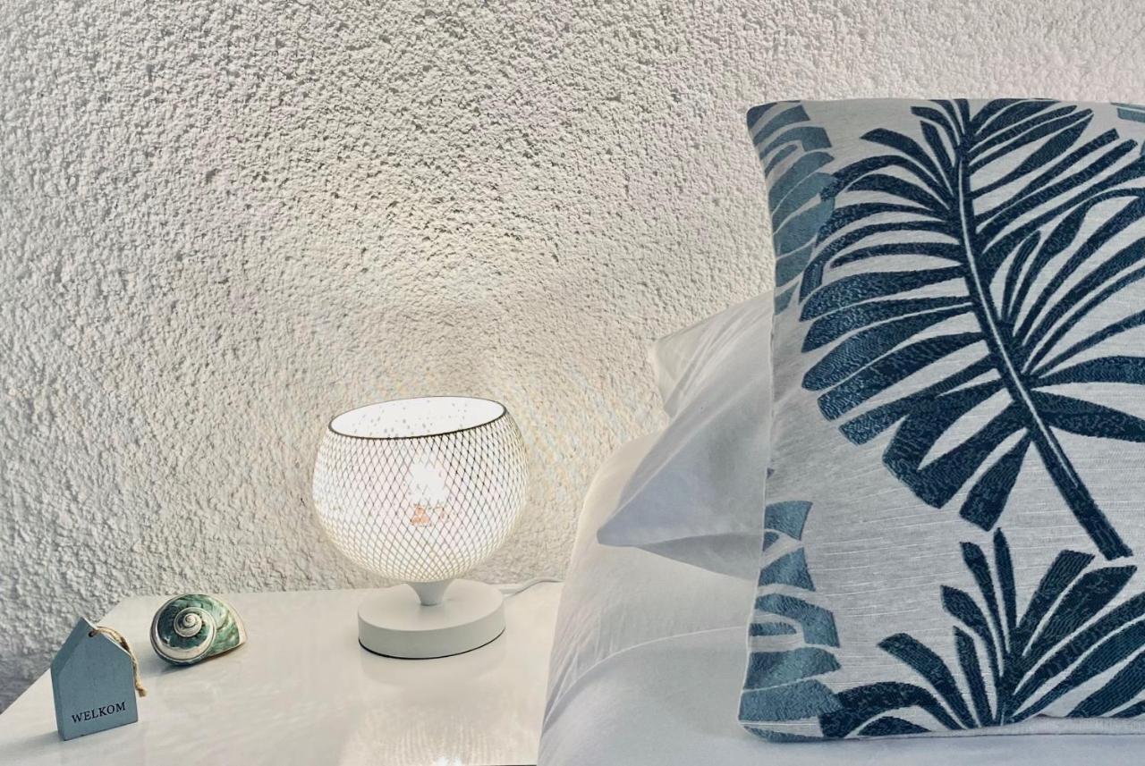 Historic Building The Palm Backyard Studio-Apartment Willemstad, Curacao Feel Home Away From Home Exteriör bild