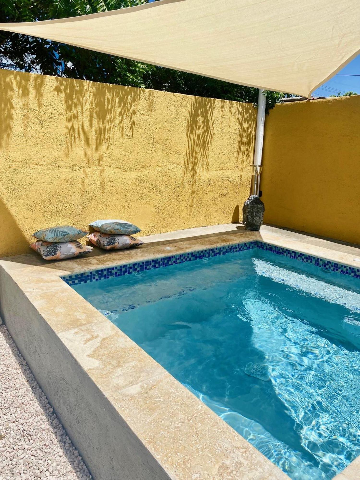 Historic Building The Palm Backyard Studio-Apartment Willemstad, Curacao Feel Home Away From Home Exteriör bild